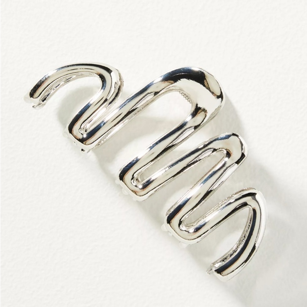 Anthropologie Squiggle Hair
Claw Clip In Silver new